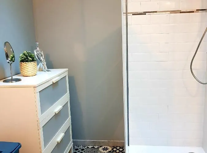 Vakantiehuis Le Petit Relais De Launois-sur-Vence